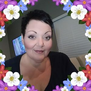 Meet your Posher, Michele